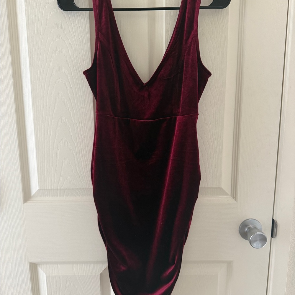Elegant Velvet Burgundy Dress